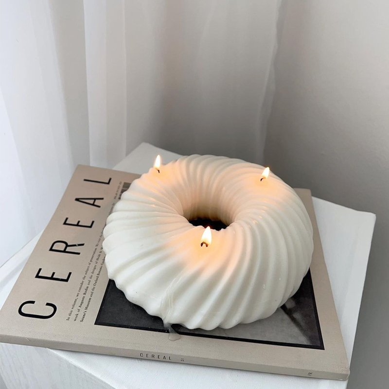 Donut Mold Silicone - 3D ビッグドーナツシリコーンキャンドルモールド DIY チョコレートチップクッキーベーキングモールド石膏エポキシモールド家の装飾クラフトベーキングモールドツール